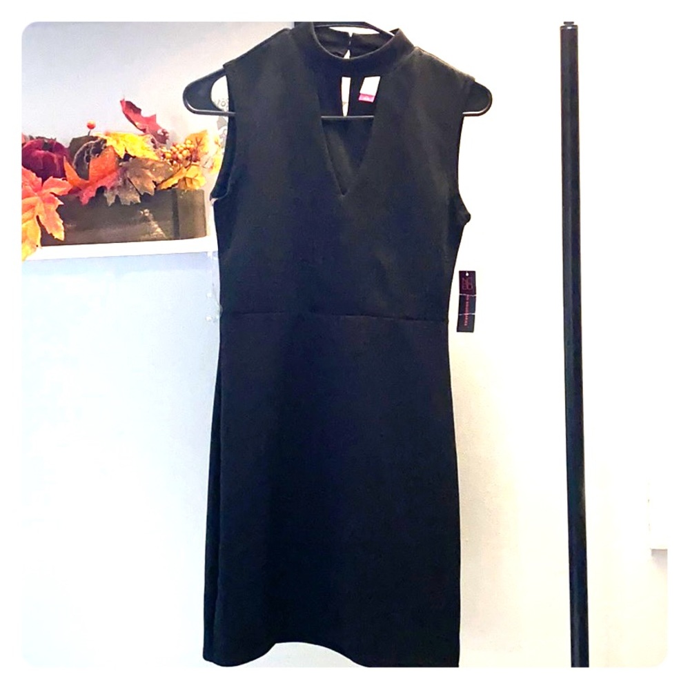 Black cut out keyhole dress